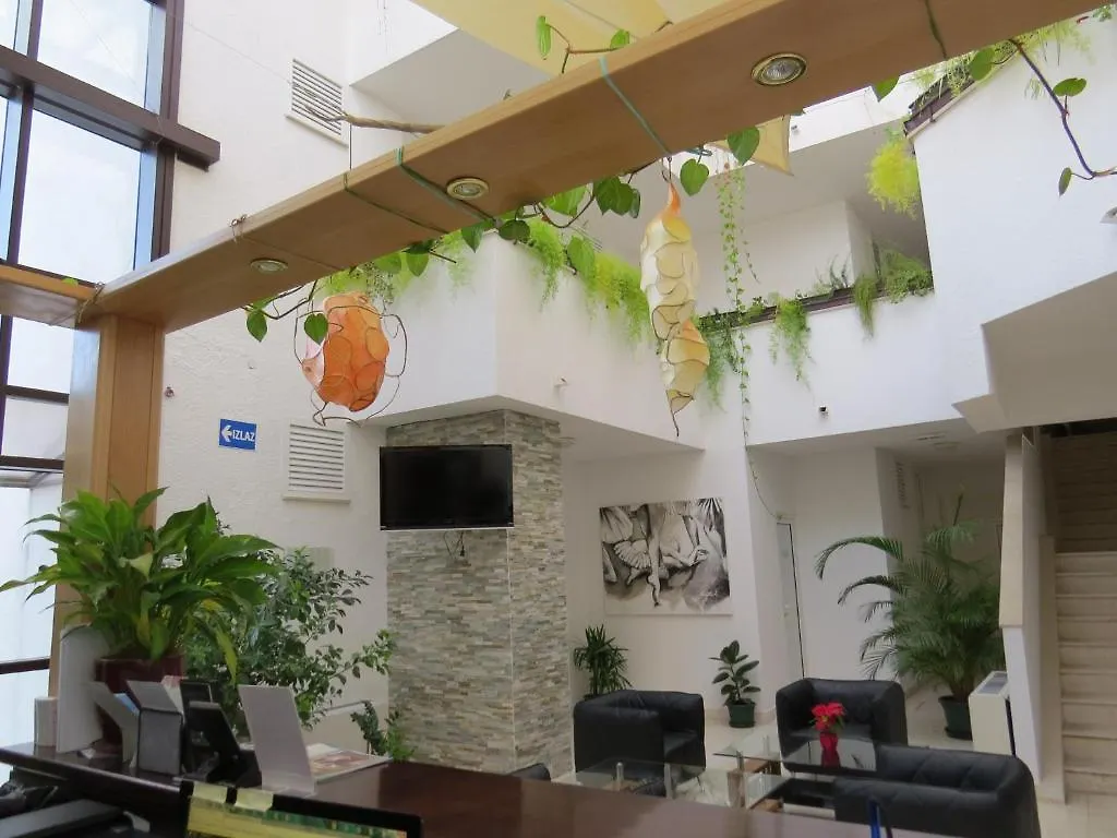 Hotel Ballet School Kastela 3*,